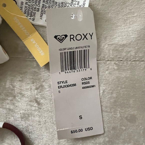 (NWT) Roxy swimsuit top Small - Picture 2 of 2